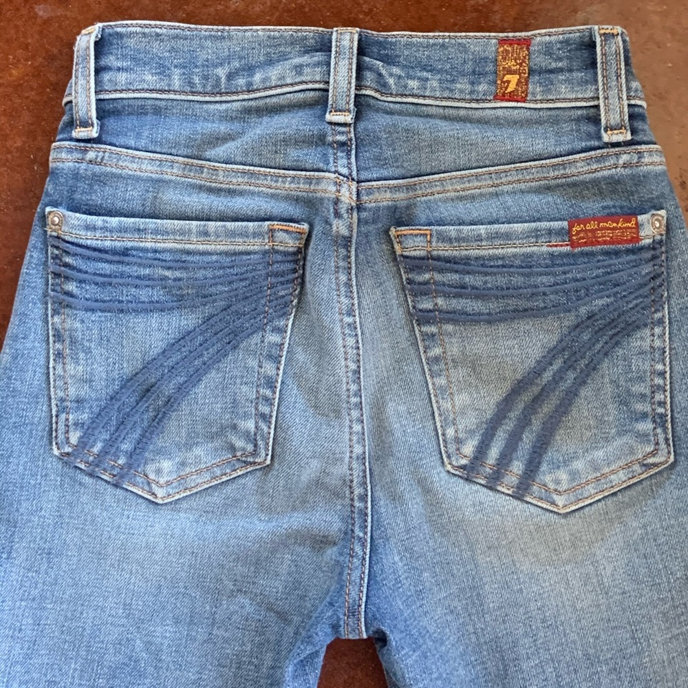 Seven for all mankind Dojo Jeans 23 x 34. Near new